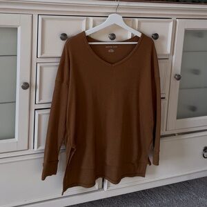 American Eagle Outfitters Burnt Orange Waffle V-Neck Shirt